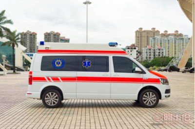進(jìn)口大眾凱路威救護(hù)車 專業(yè)醫(yī)療改裝，生命路上的可靠伙伴